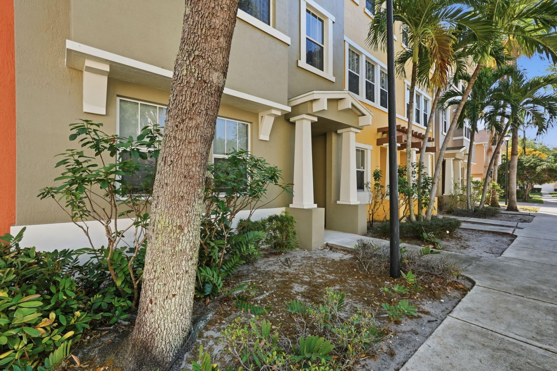 1717 Borrego Way, Unit 4, West Palm Beach, FL 33401 Photo