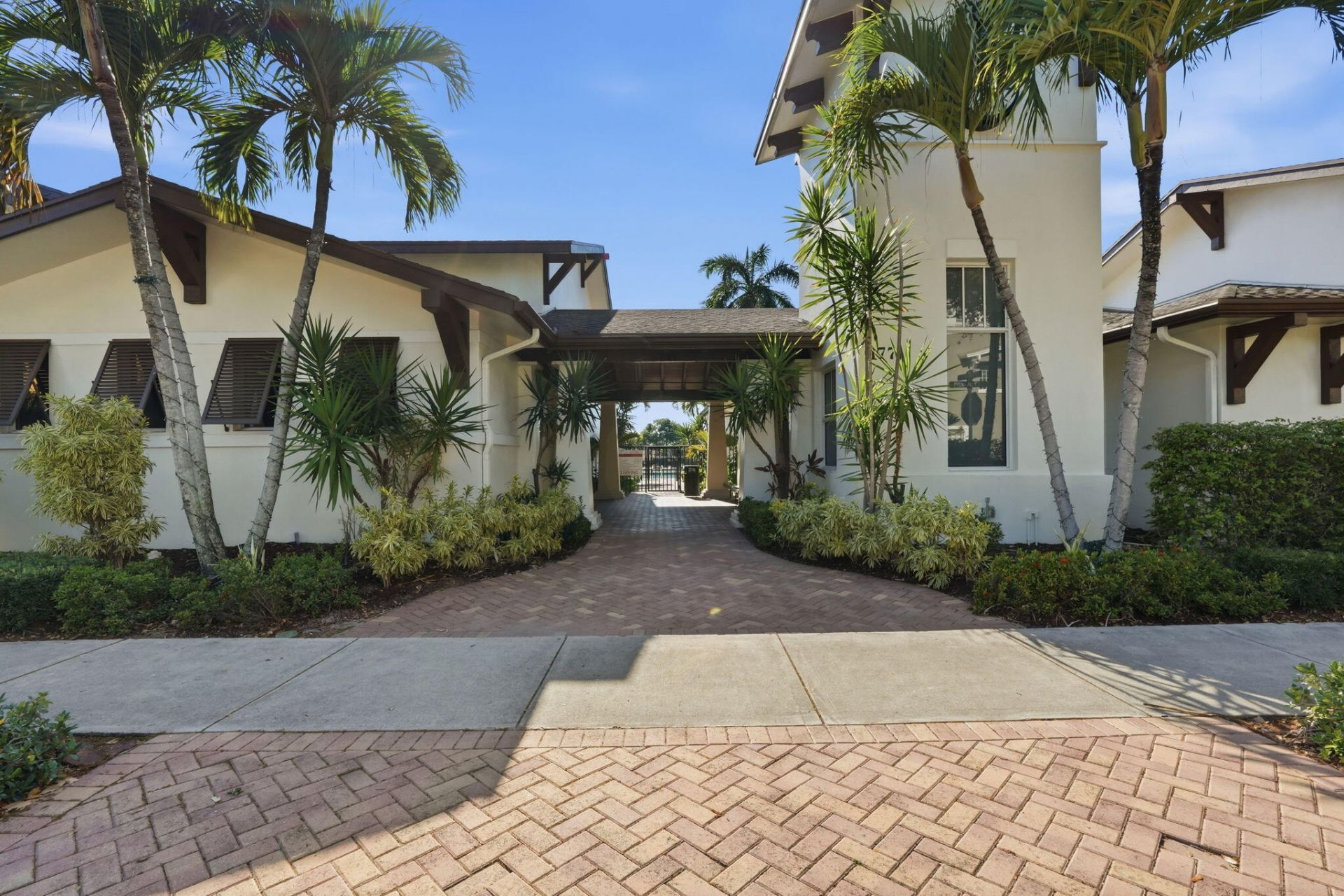 1717 Borrego Way, Unit 4, West Palm Beach, FL 33401 Photo