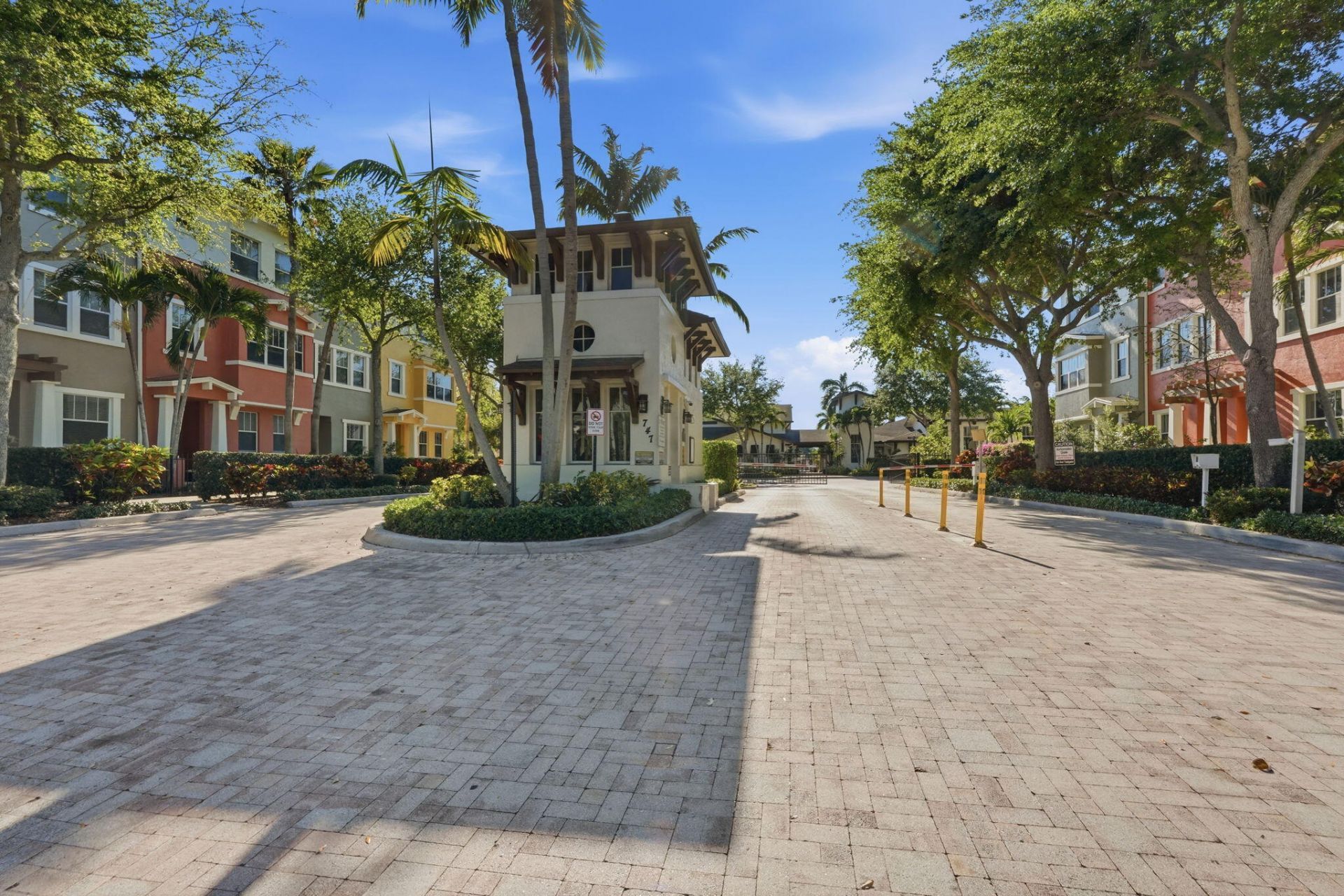 1717 Borrego Way, Unit 4, West Palm Beach, FL 33401 Photo