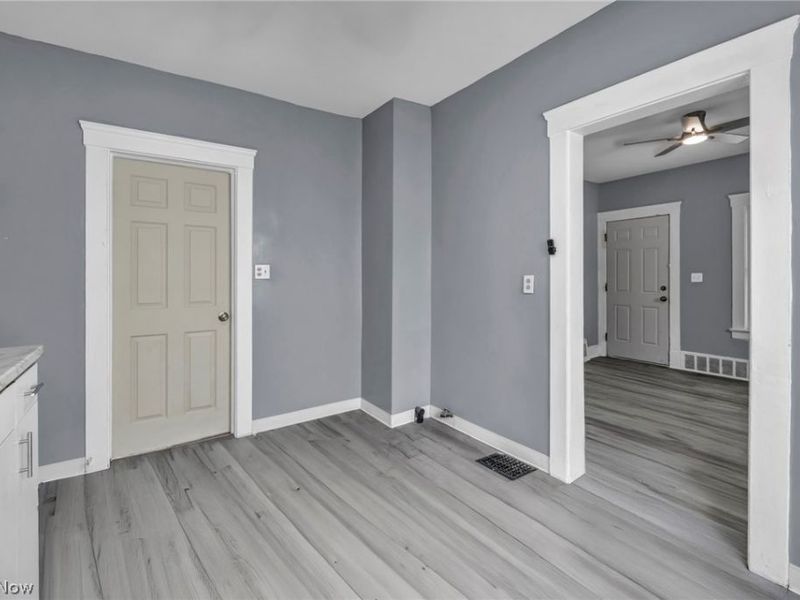 701 E 157th Street, Cleveland, OH 44110 Photo 15