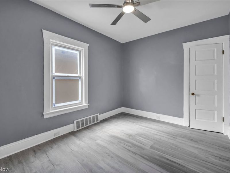 701 E 157th Street, Cleveland, OH 44110 Photo 17