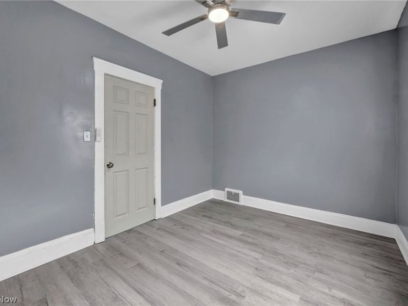 701 E 157th Street, Cleveland, OH 44110 Photo 19