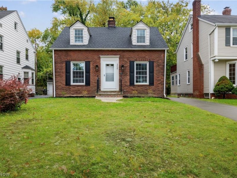 3750 Bainbridge Road, Cleveland Heights, OH 44118 Photo 1