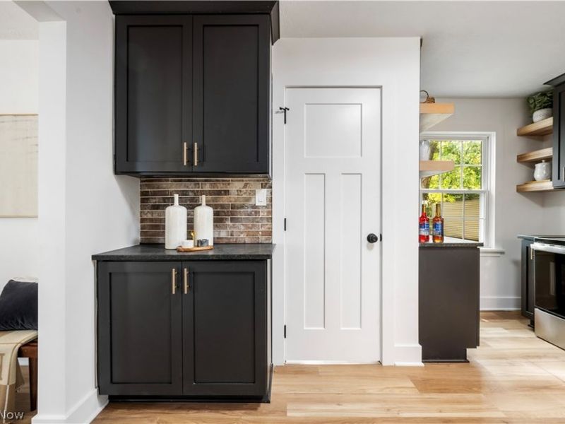 3750 Bainbridge Road, Cleveland Heights, OH 44118 Photo 12