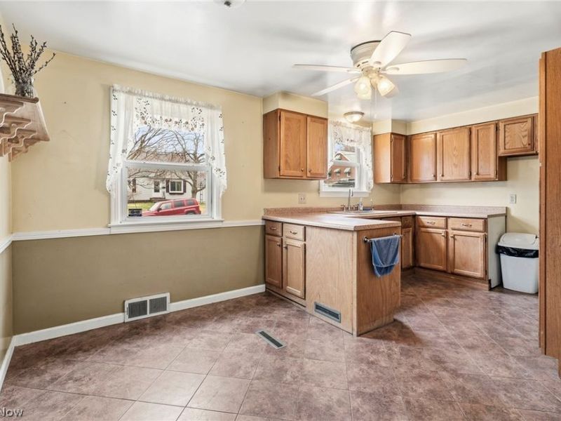 4454 2nd Street NW, Canton, OH 44708 Photo 10