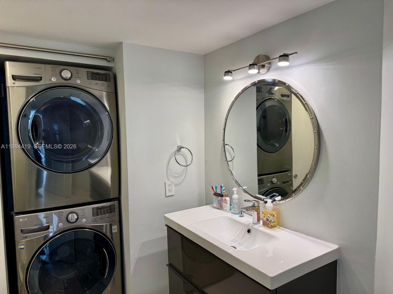 1000 Island Blvd , Unit 1410, Aventura, FL 33160 Photo