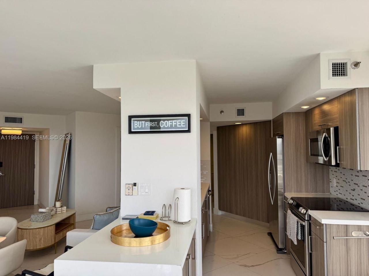 1000 Island Blvd , Unit 1410, Aventura, FL 33160 Photo