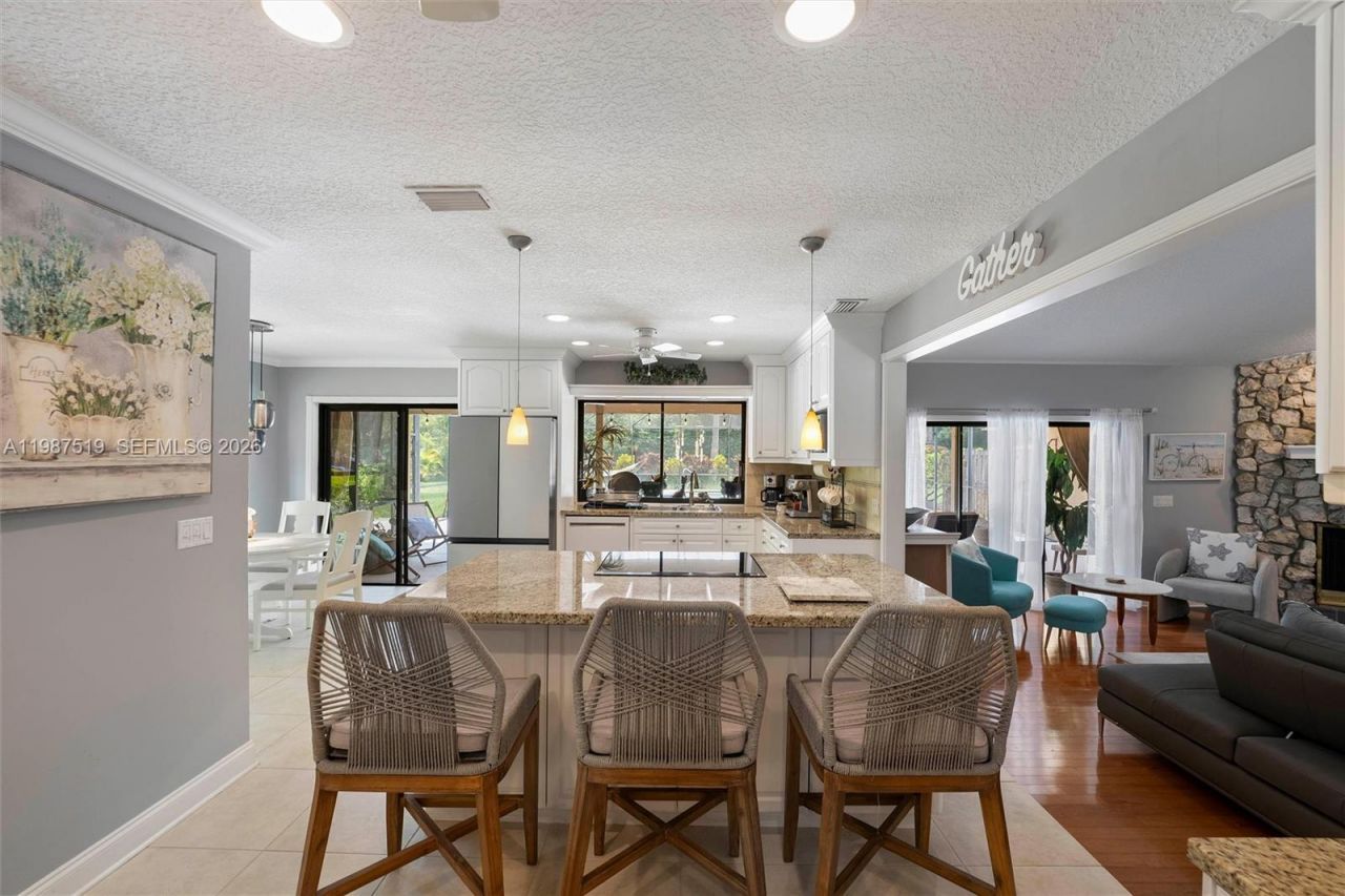 196 Scarborough Ter, Wellington, FL 33414 Photo