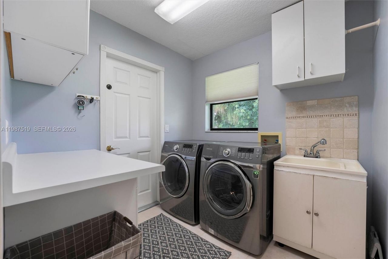 196 Scarborough Ter, Wellington, FL 33414 Photo