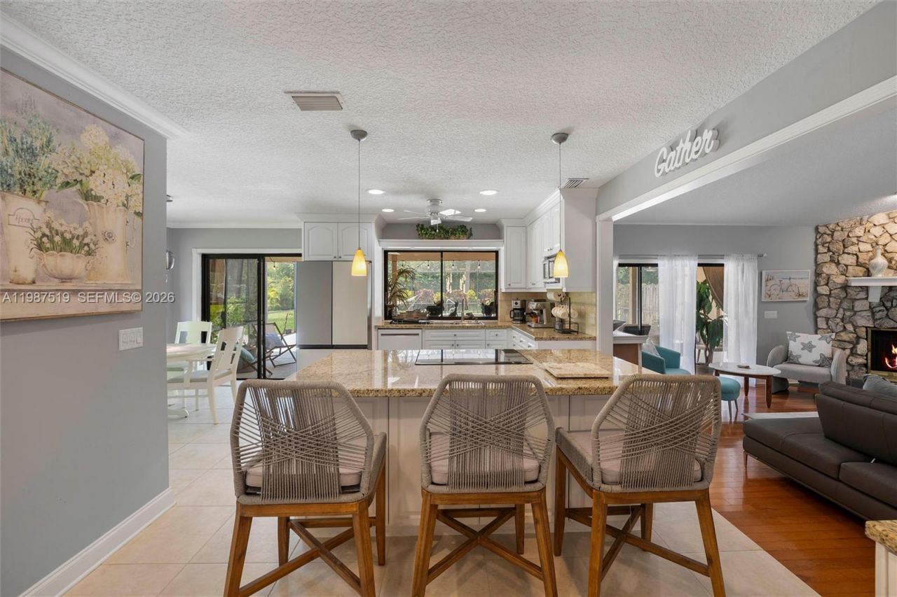 196 Scarborough Ter, Wellington, FL 33414 Photo