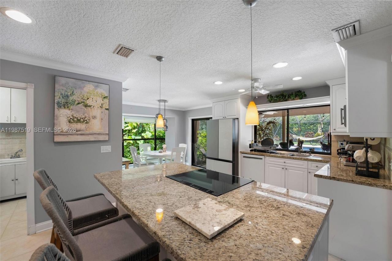 196 Scarborough Ter, Wellington, FL 33414 Photo