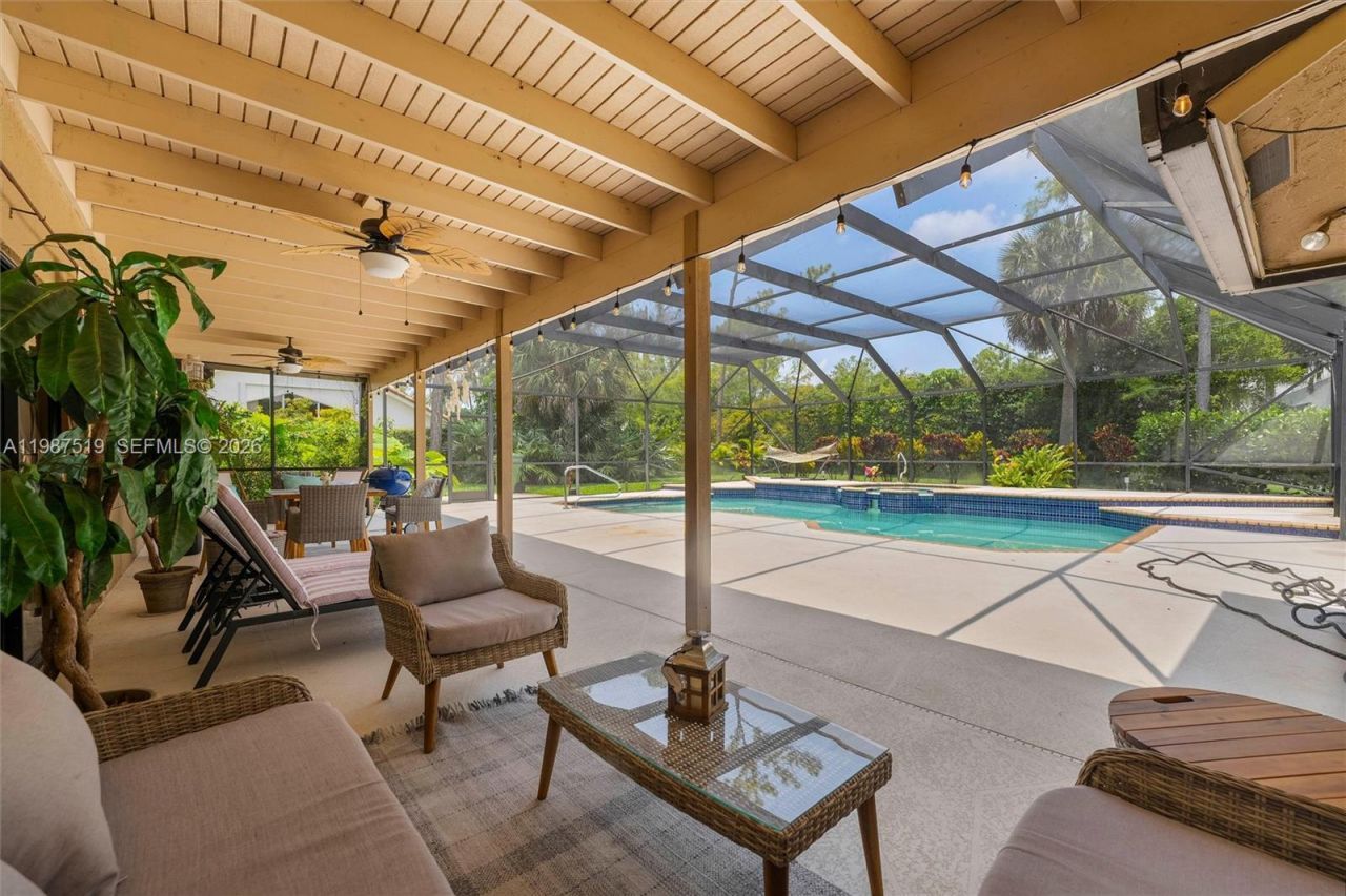 196 Scarborough Ter, Wellington, FL 33414 Photo