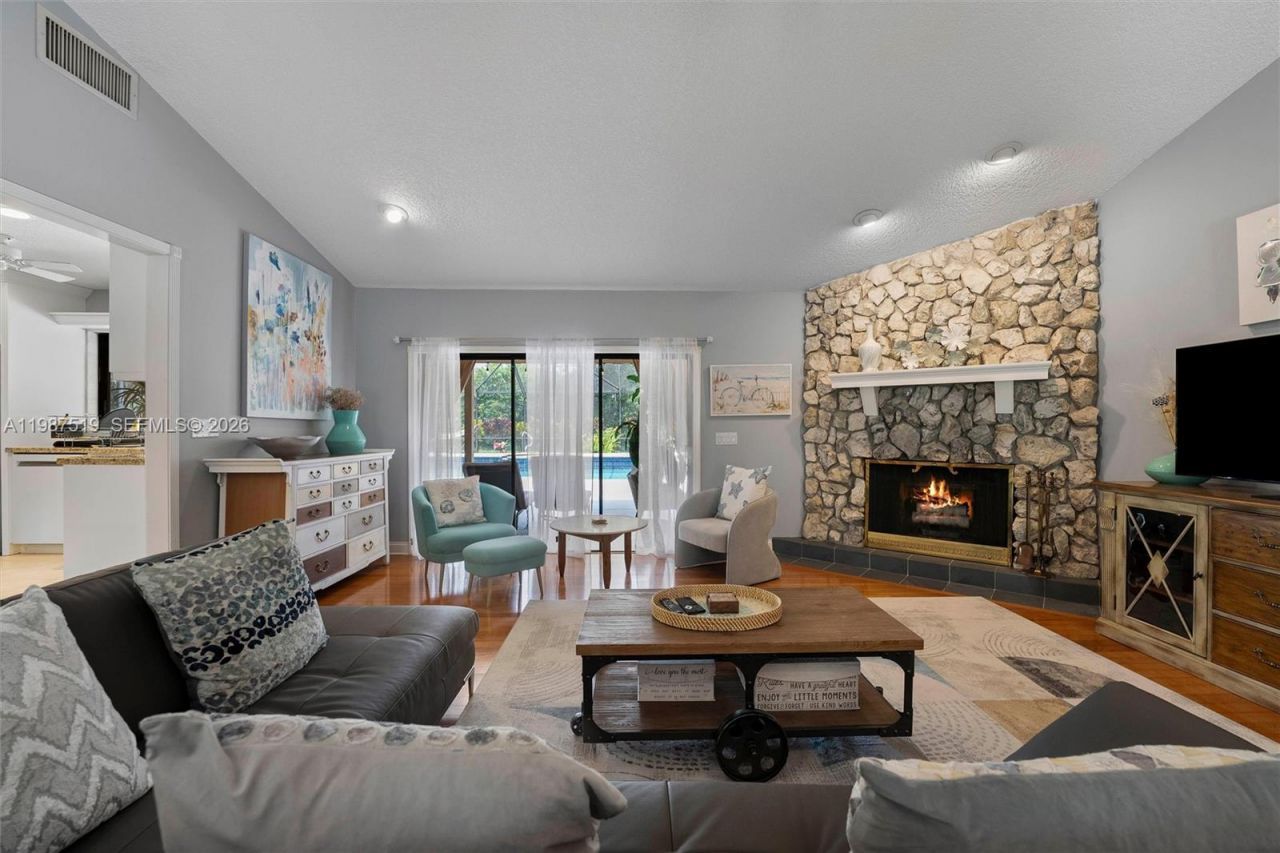 196 Scarborough Ter, Wellington, FL 33414 Photo