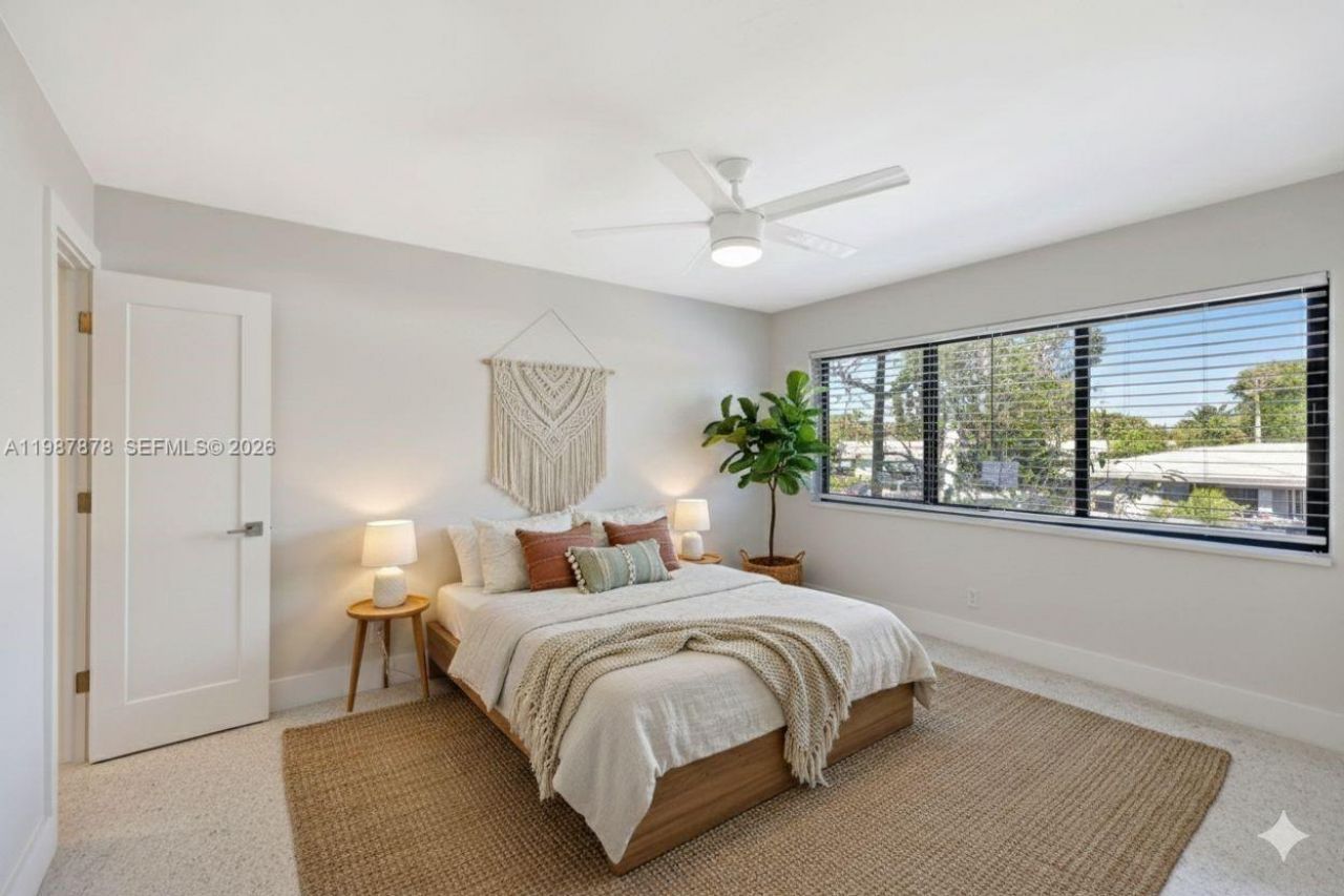 2190 NE 51 Court, Unit 204, Fort Lauderdale, FL 33308 Photo