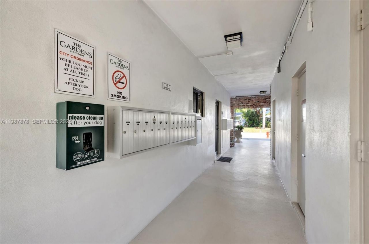 2190 NE 51 Court, Unit 204, Fort Lauderdale, FL 33308 Photo