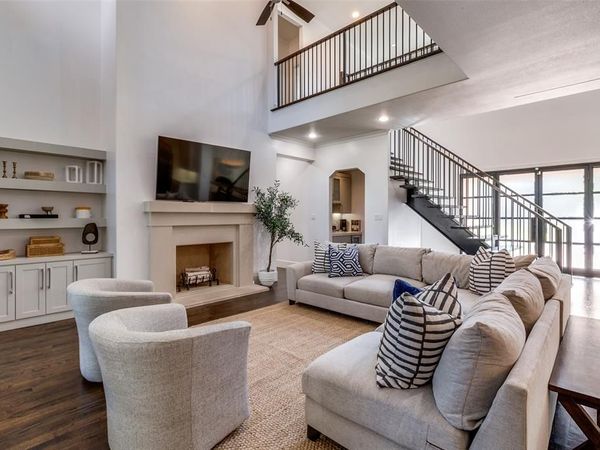 6615 Northwood Road, Dallas, TX 75225