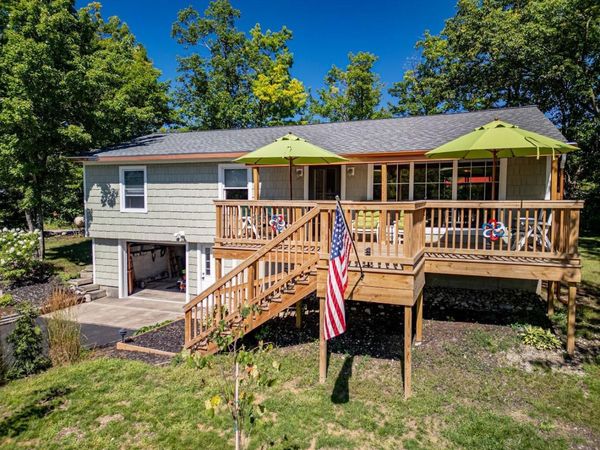 16010 Pine Street, Presque Isle, MI 49777