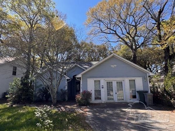 2105 Tucson Ave, Pensacola, FL 32526