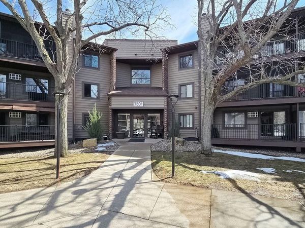 7501 W 101st Street, Unit 320, Bloomington, MN 55438