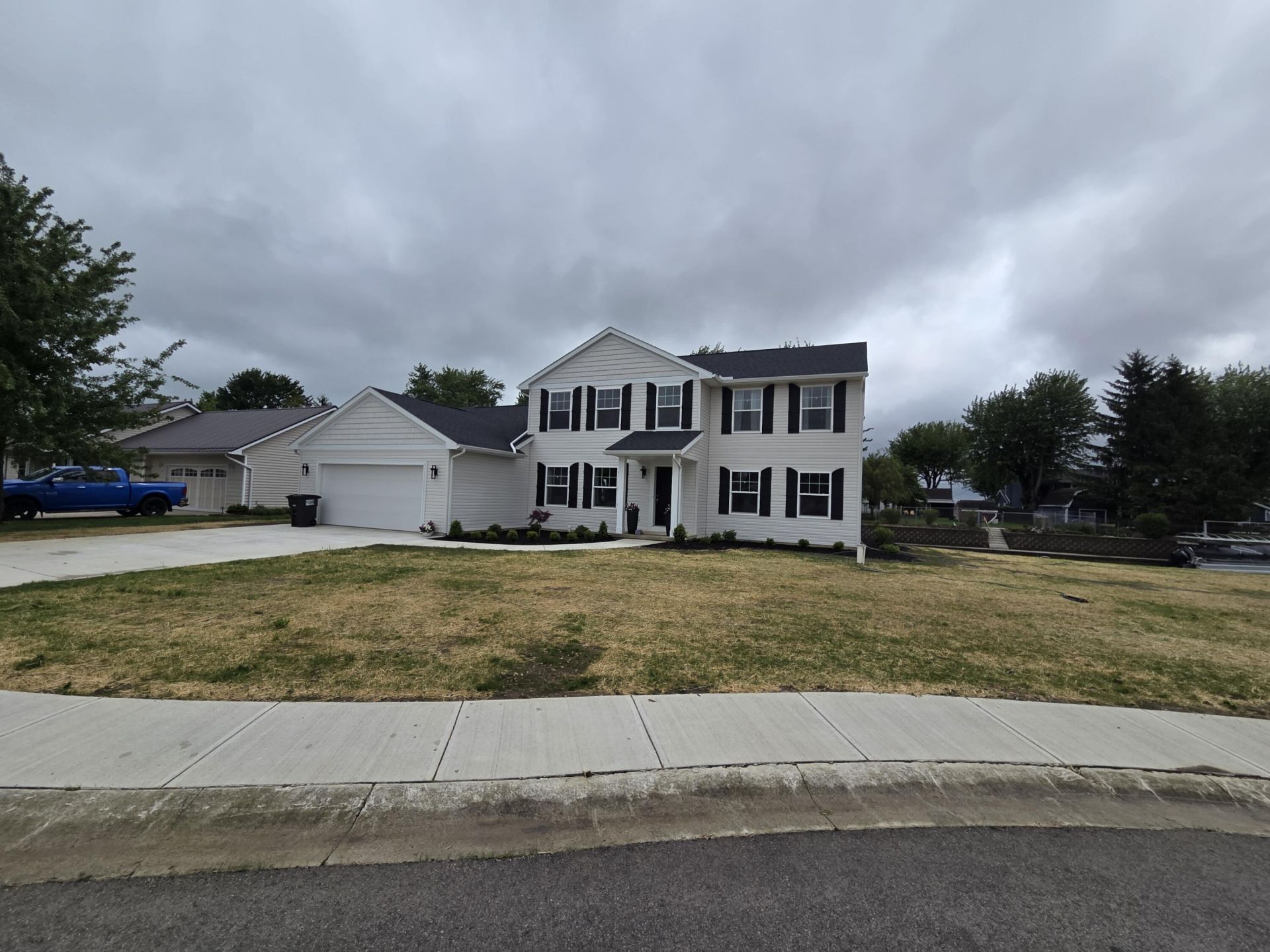 5115 S Lake Court, Celina, OH 45822 Main Photo