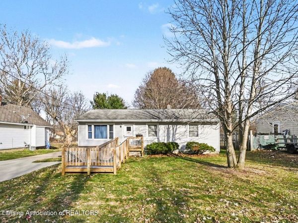 6253 Hilliard Road, Lansing, MI 48911
