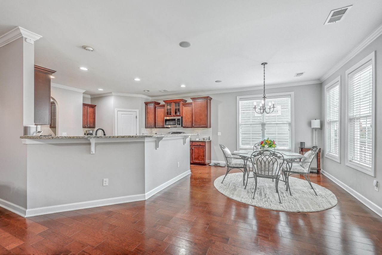 309 Ribbon Road Photo 14