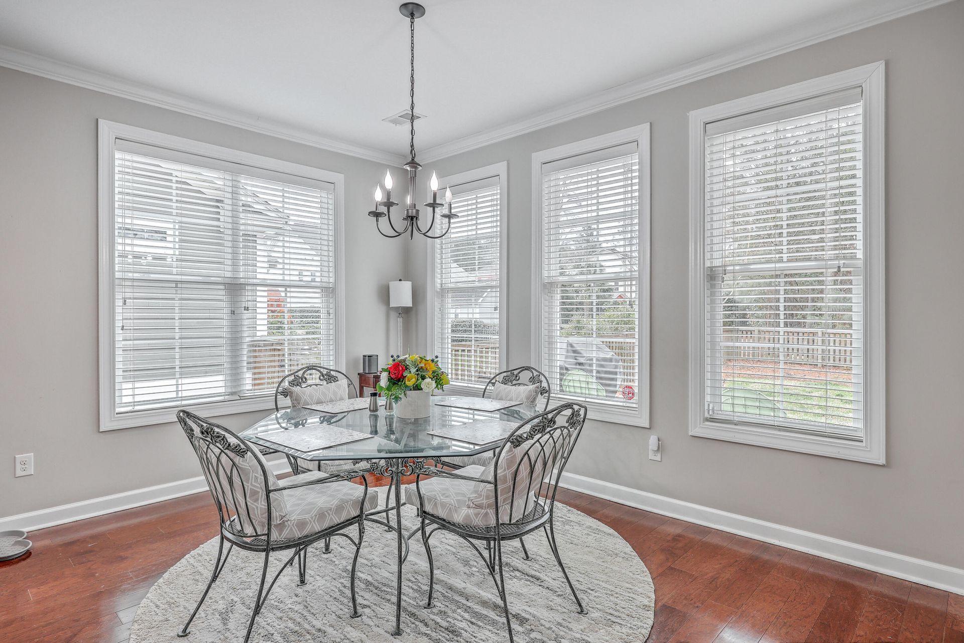 309 Ribbon Road Photo 16
