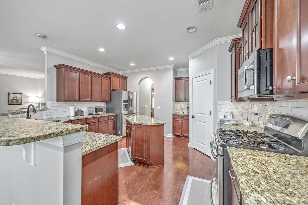 309 Ribbon Road Photo 16