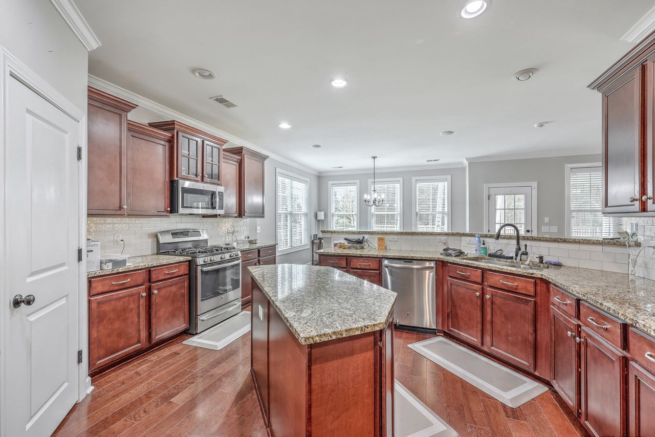 309 Ribbon Road Photo 18