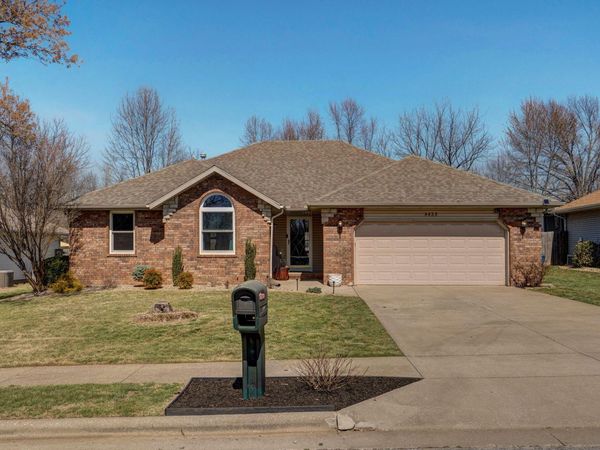 4435 W Westwood Drive, Battlefield, MO 65619