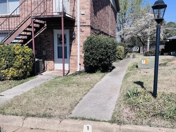 2016 Hobbs Road, Unit 1, Huntsville, AL 35803