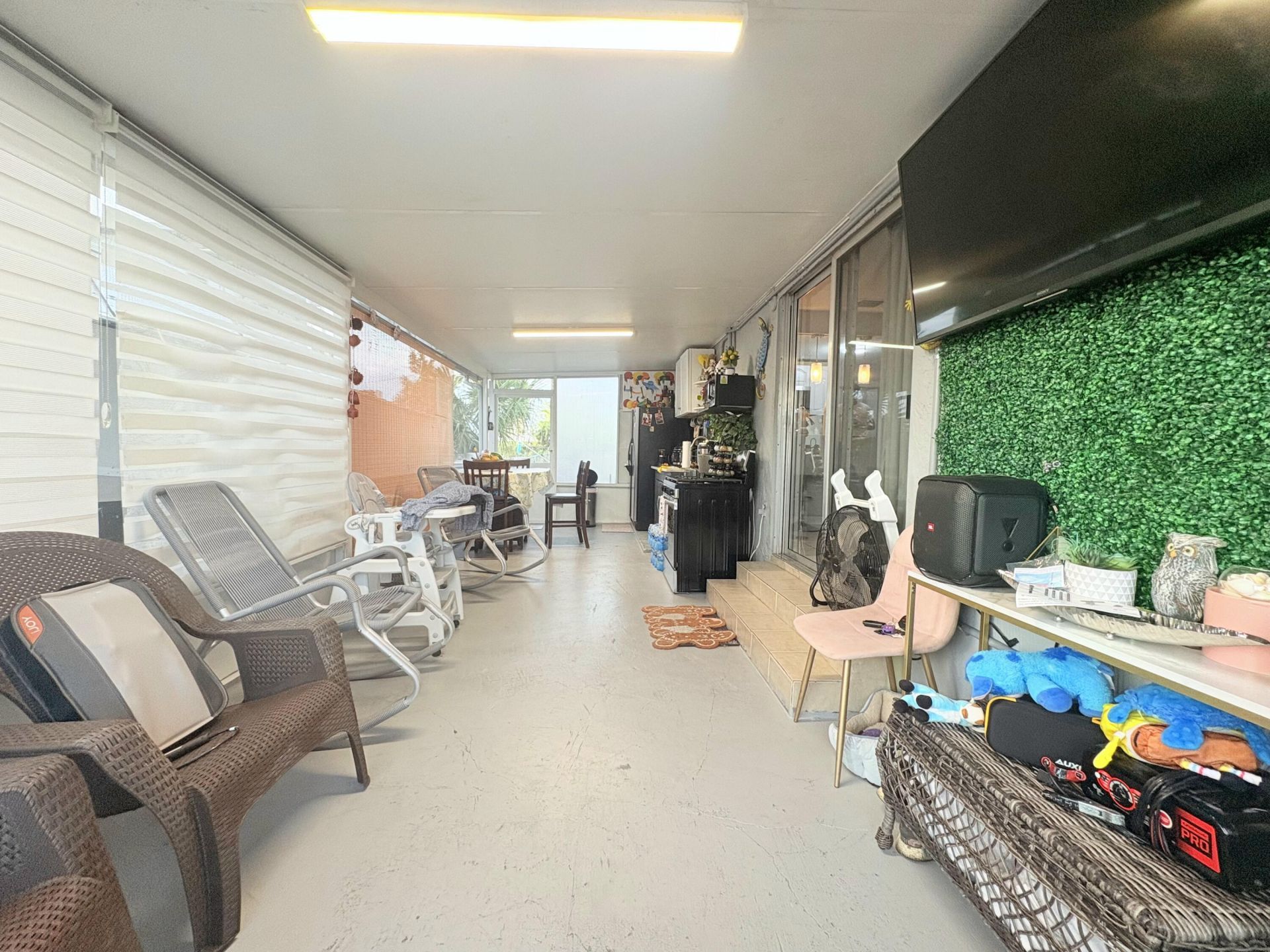 2743 Kentucky Street, West Palm Beach, FL 33406 Photo