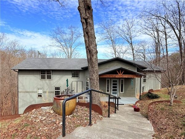 330 County Road 102 , Eureka Springs, AR 72632