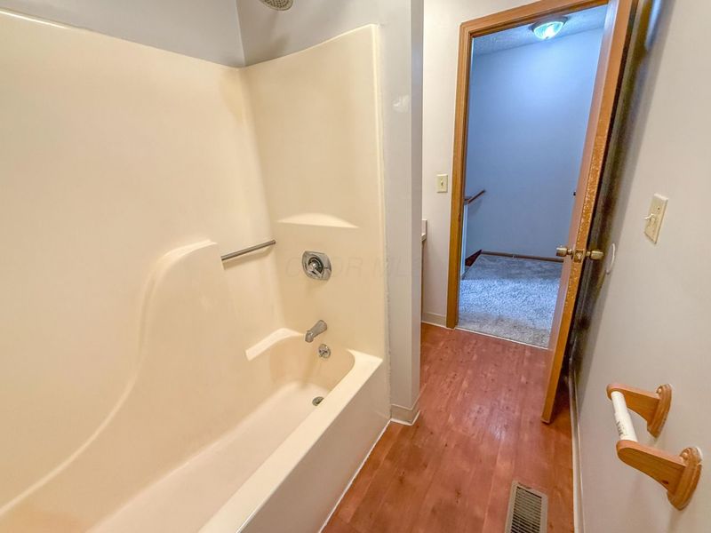 635 Pebble Place Drive , Unit C, Delaware, OH 43015 Photo 11