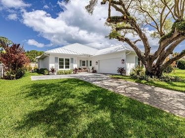 775 Acacia Road, Vero Beach, FL 32963