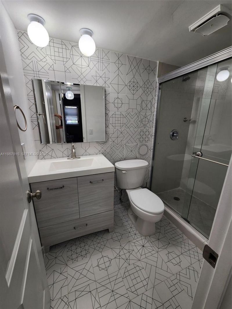 2780 N Pine Island Rd, Unit 112, Sunrise, FL 33322 Photo