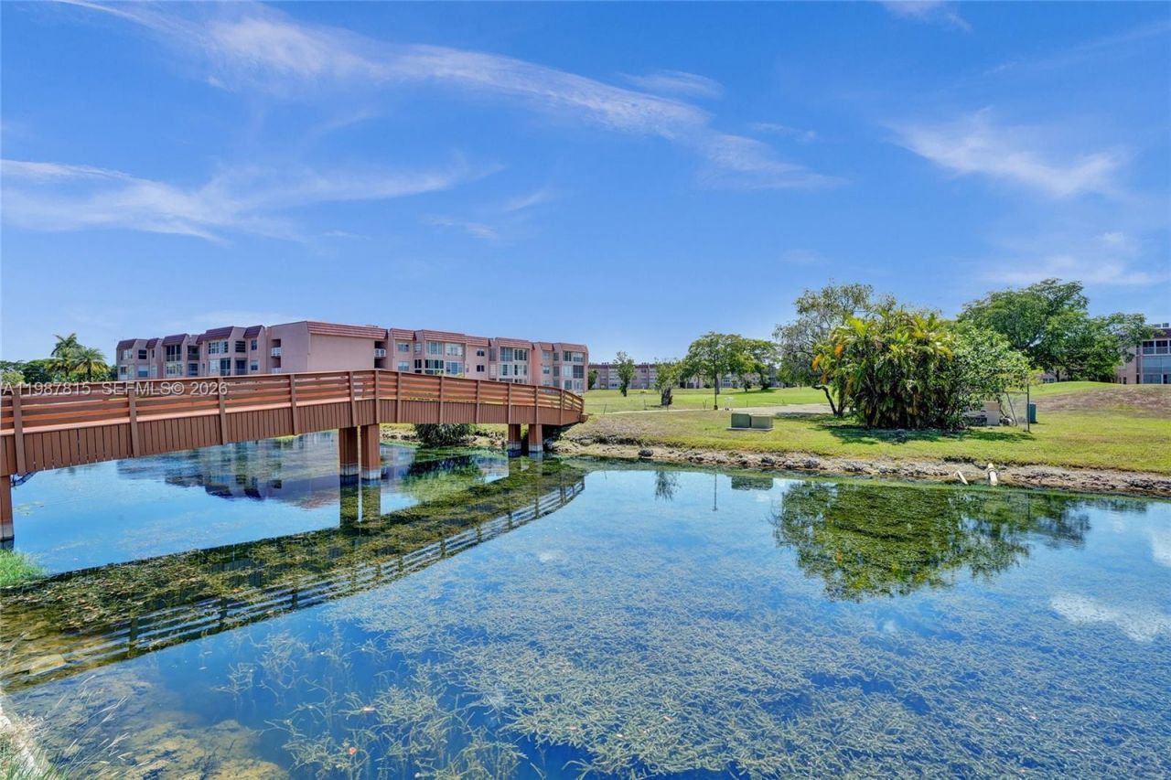 2780 N Pine Island Rd, Unit 112, Sunrise, FL 33322 Photo