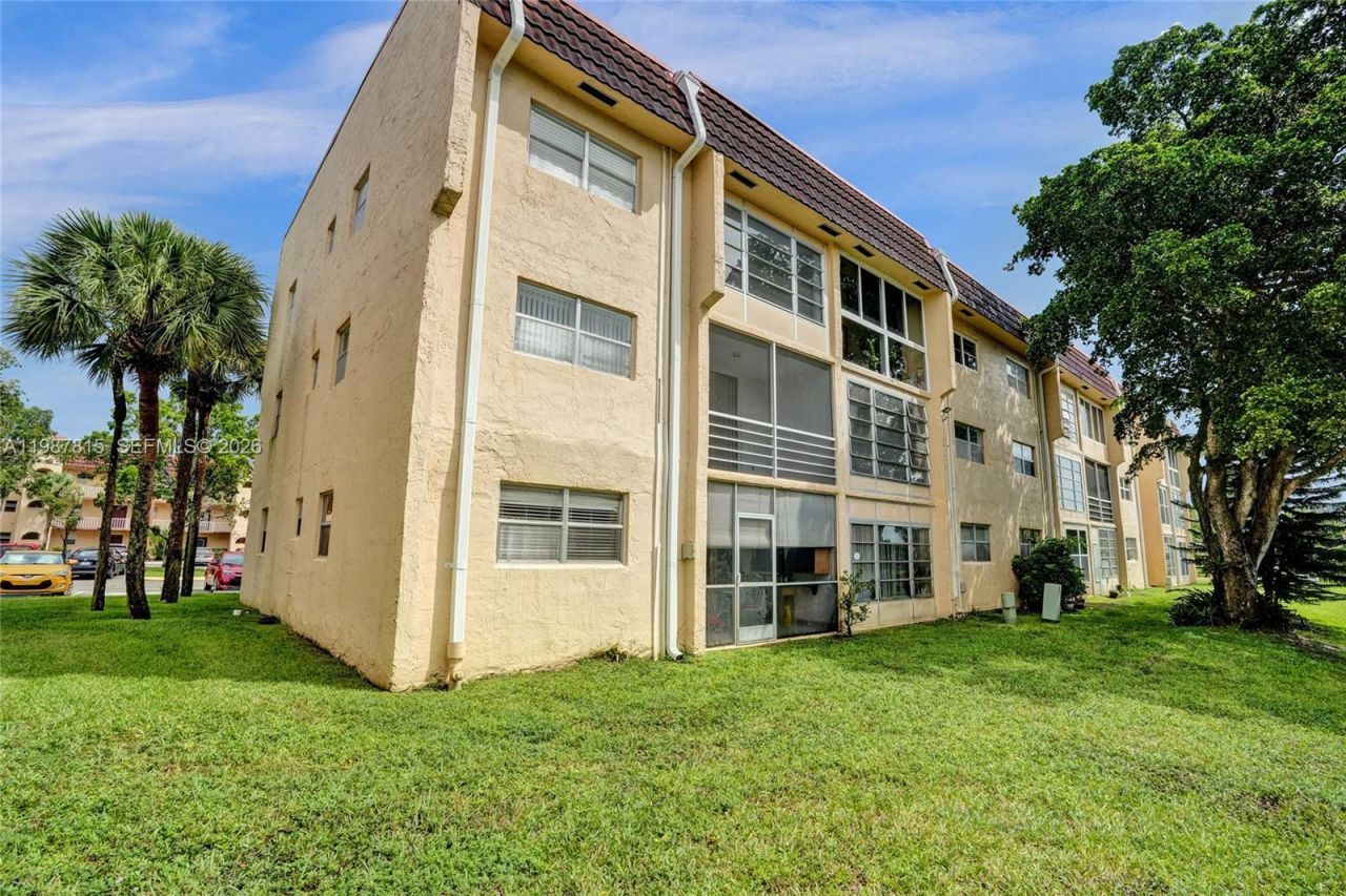 2780 N Pine Island Rd, Unit 112, Sunrise, FL 33322 Photo