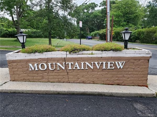 166 Sierra Vista Lane , Valley Cottage, NY 10989