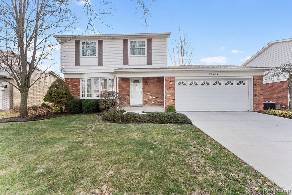 22405 Foxcroft Street, Woodhaven, MI 48183 Main Photo