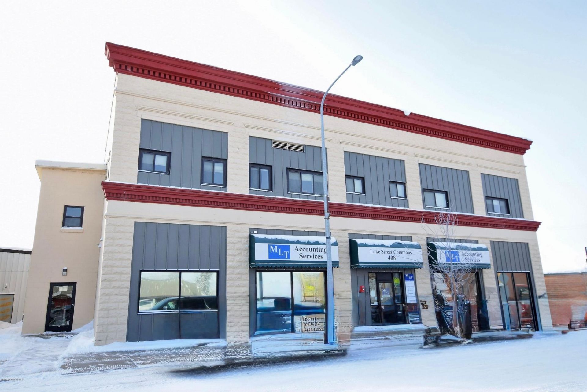 408 Lake Street NE, Warroad, MN 56763