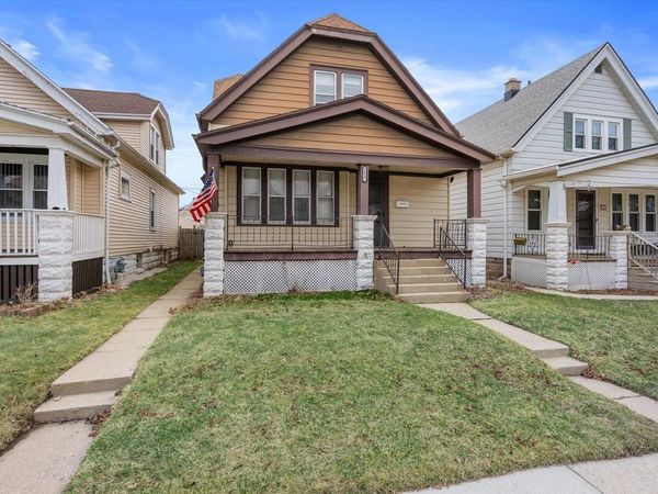 2837 S 15th STREET, Milwaukee, WI 53215