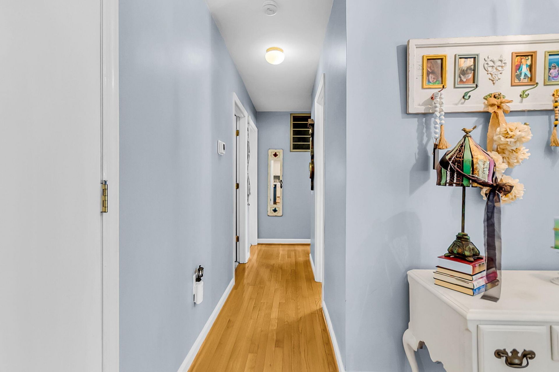 407 Rose Lane Photo 16