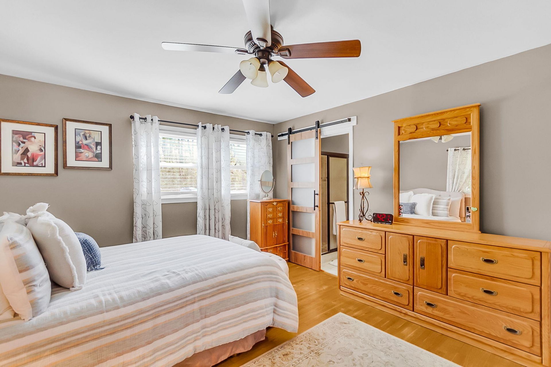 407 Rose Lane Photo 17