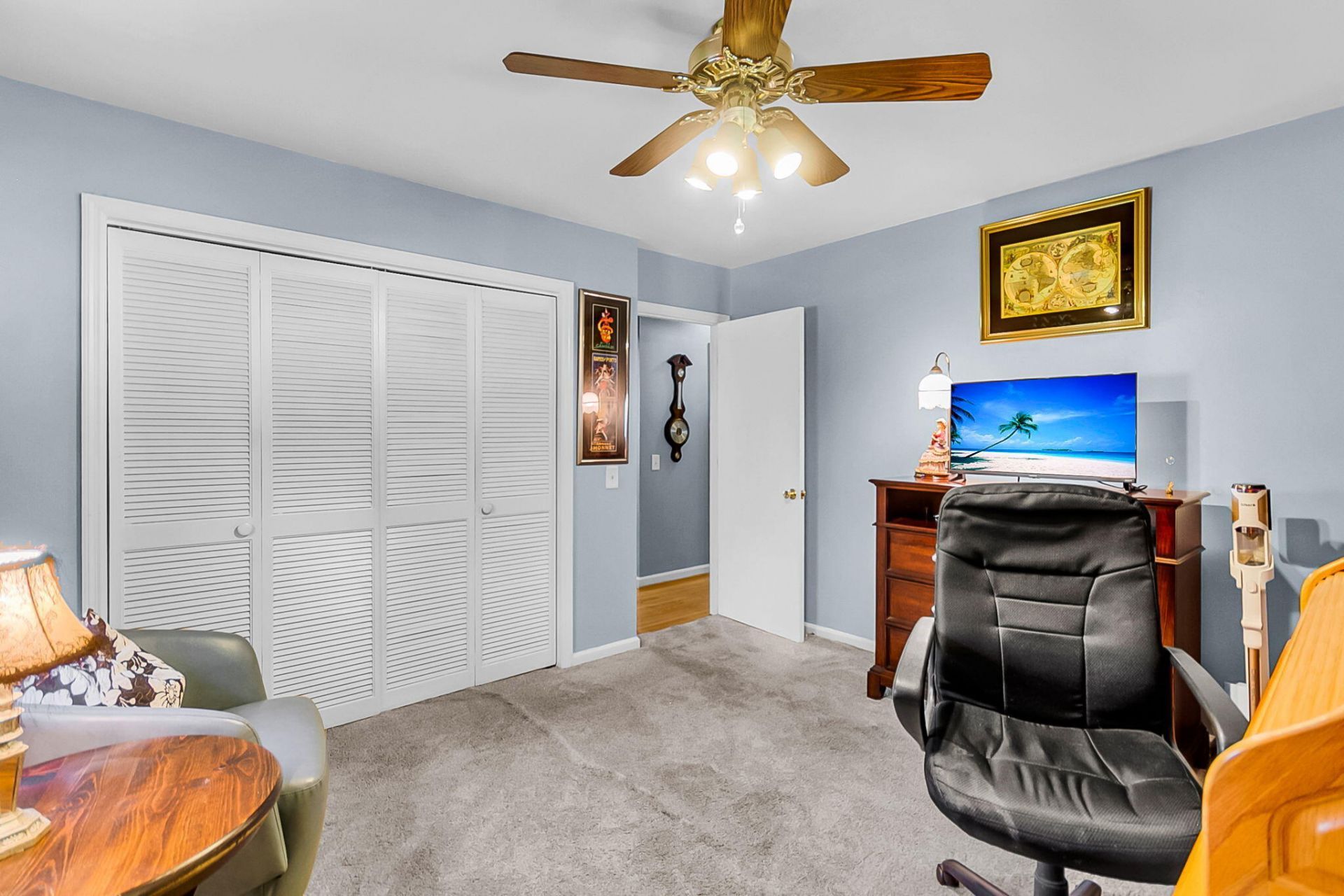 407 Rose Lane Photo 23