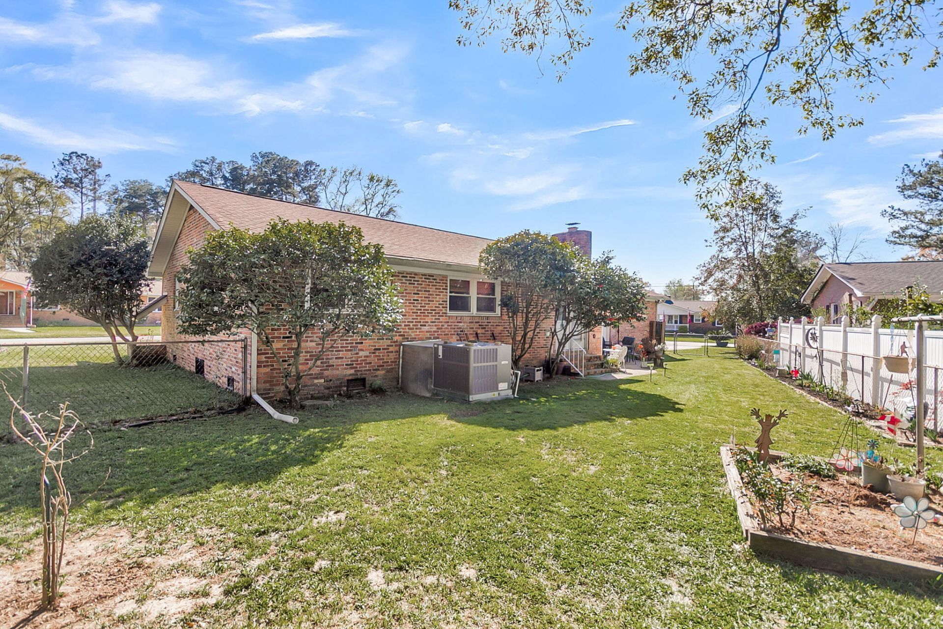 407 Rose Lane Photo 29