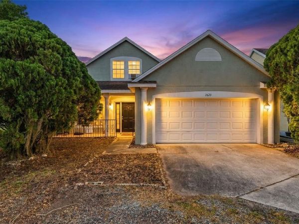 2620 WOODS EDGE CIRCLE , ORLANDO, FL 32817