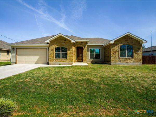 114 Norwood Drive , Granite Shoals, TX 78654