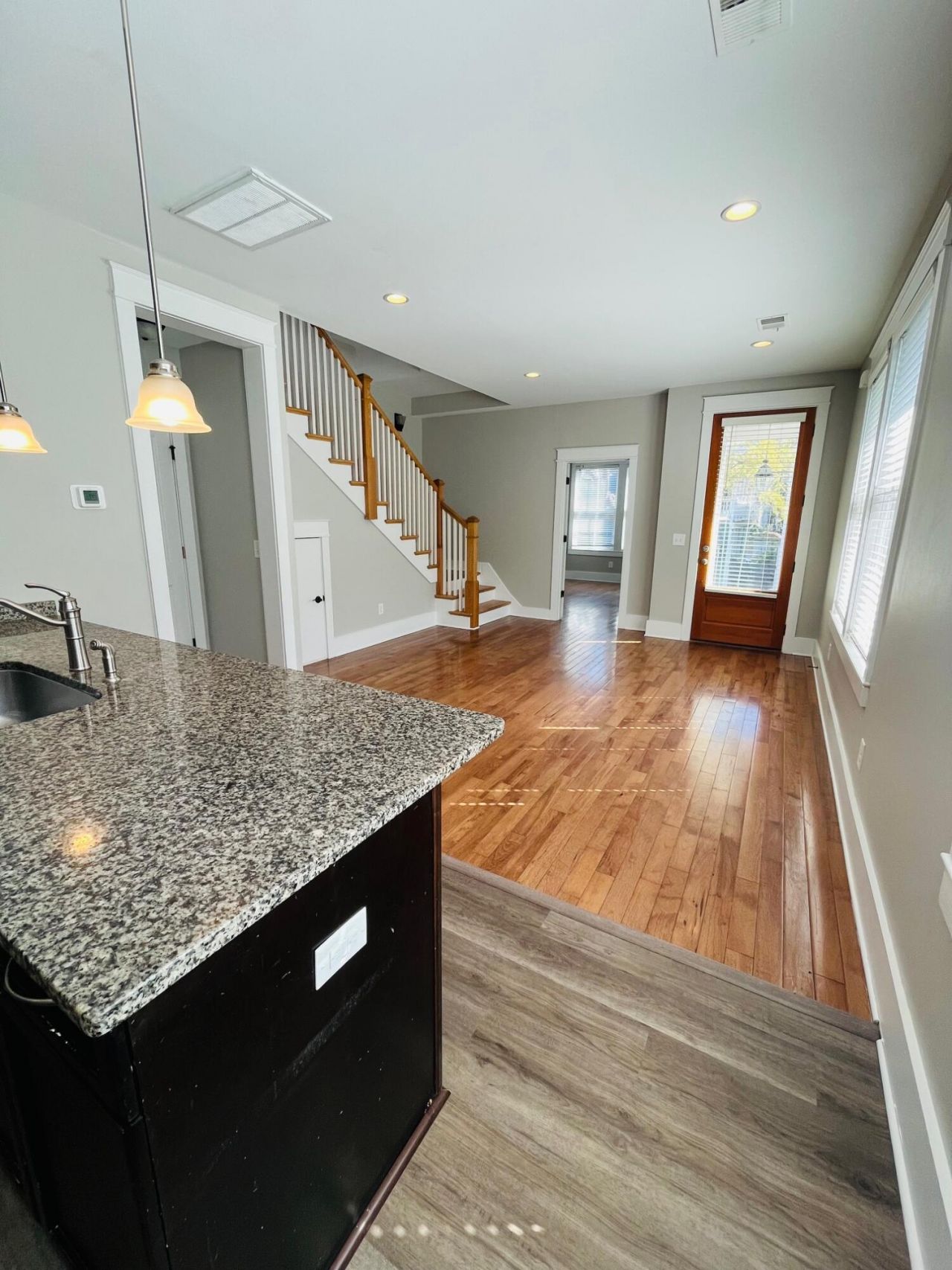 111 America Street Photo 3