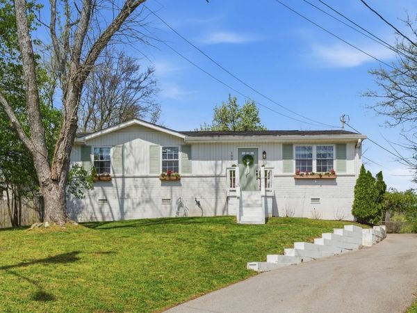 105 Regiment Ct, Franklin, TN 37064